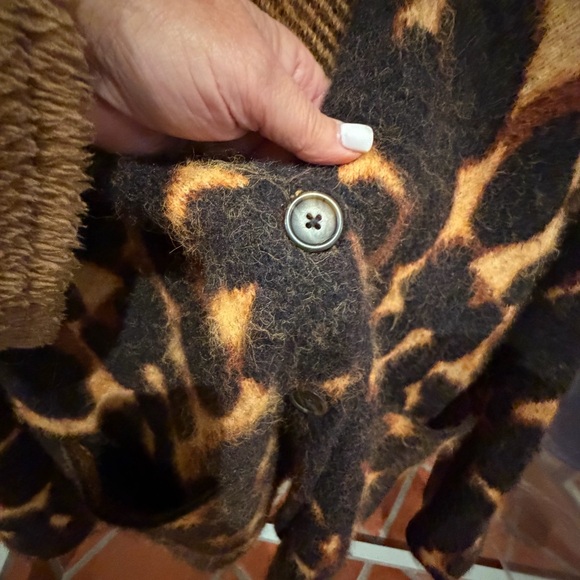 Brown and Black Women's Sweater - Picture 3 of 9